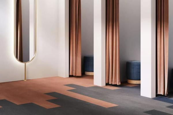 Cambridge 386 915 963